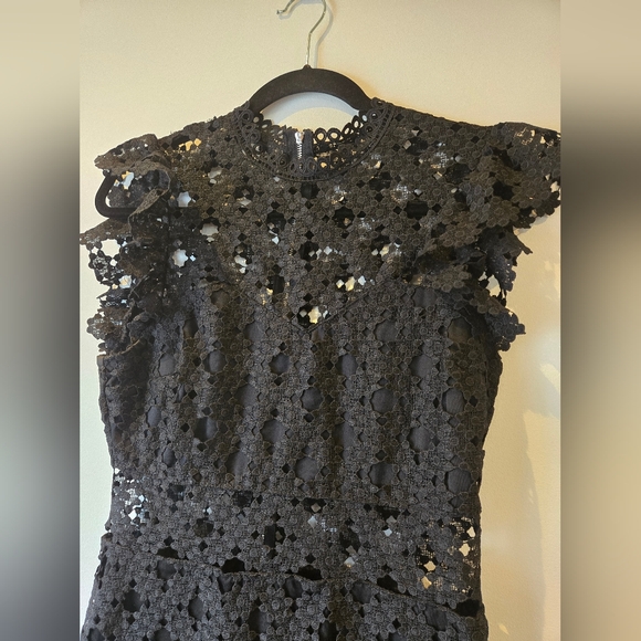 Chelsea Samantha Lace Trumpet Dress Size Small - Picture 6 of 13